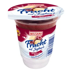 Frucht auf Joghurt