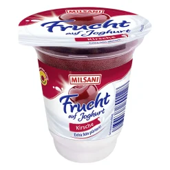 Frucht auf Joghurt